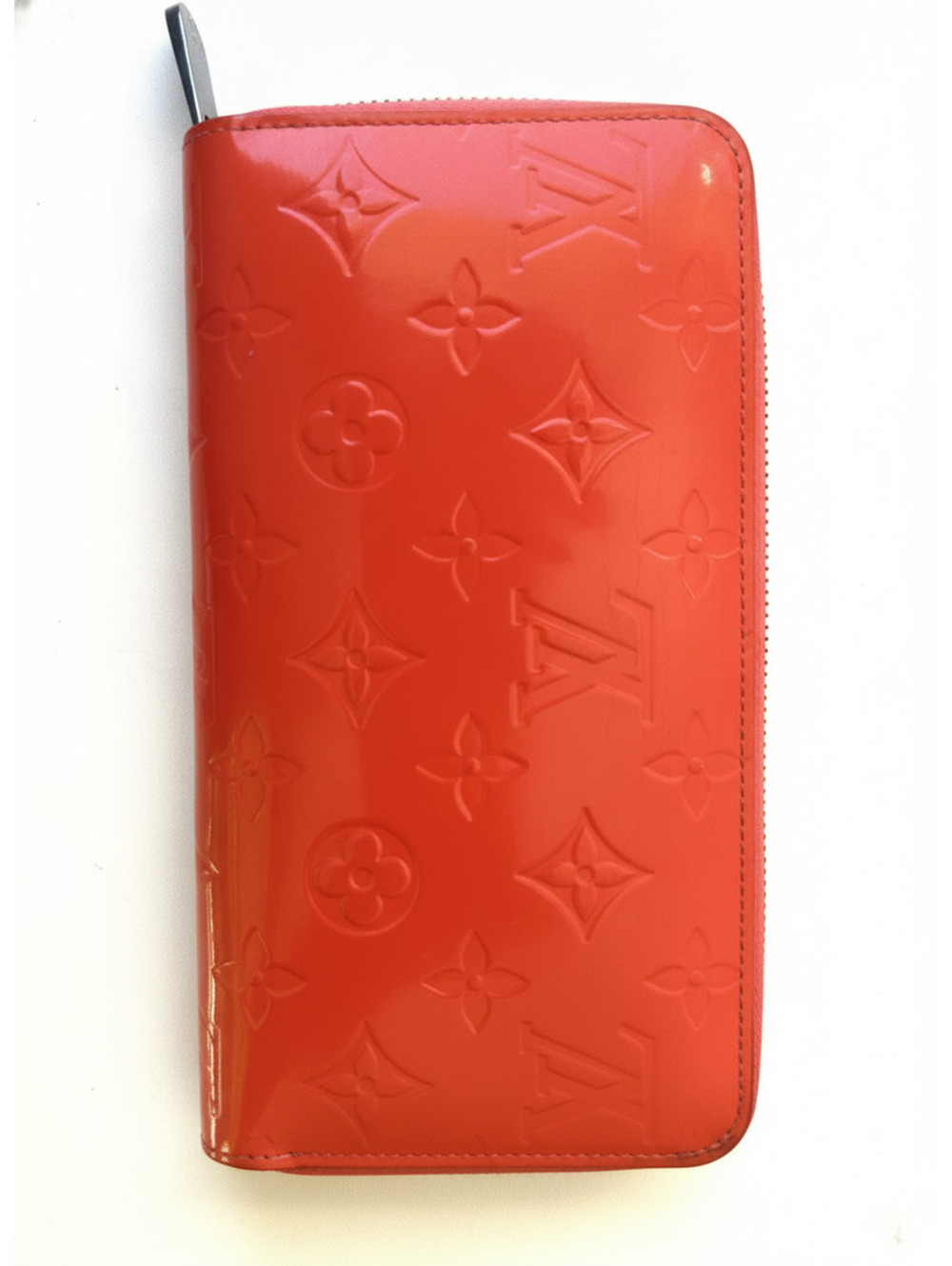 Louis Vuitton Vernis Zippy Wallet in Red